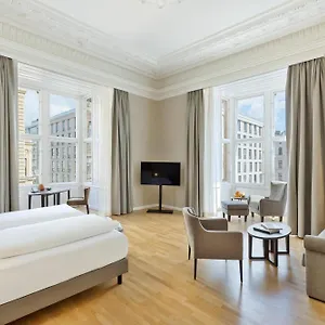 Rathauspark Wien, A Member Of Radisson Individuals Bécs