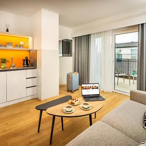 Lyf Schoenbrunn Отель