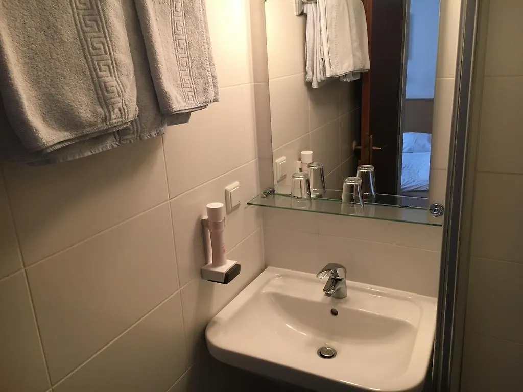 *** Hotel Pension Ani Vienna Austria